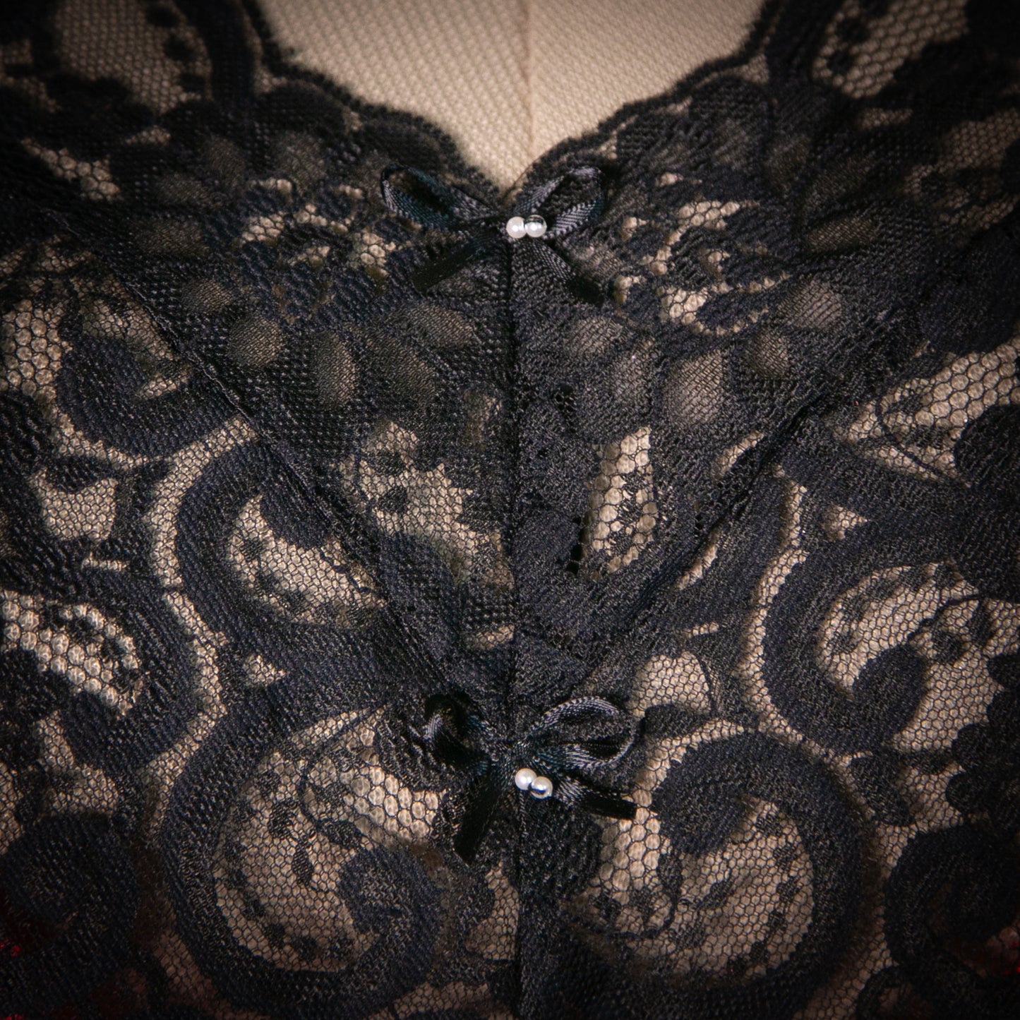 thorn apart top