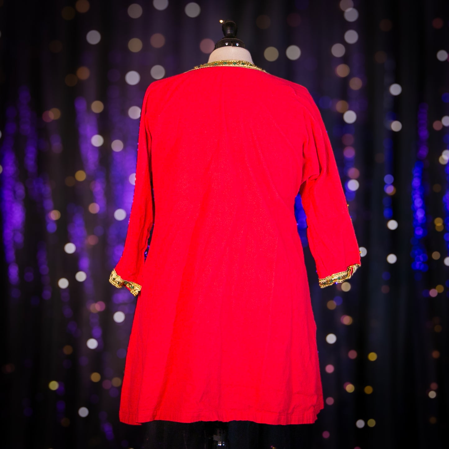 royal court robe