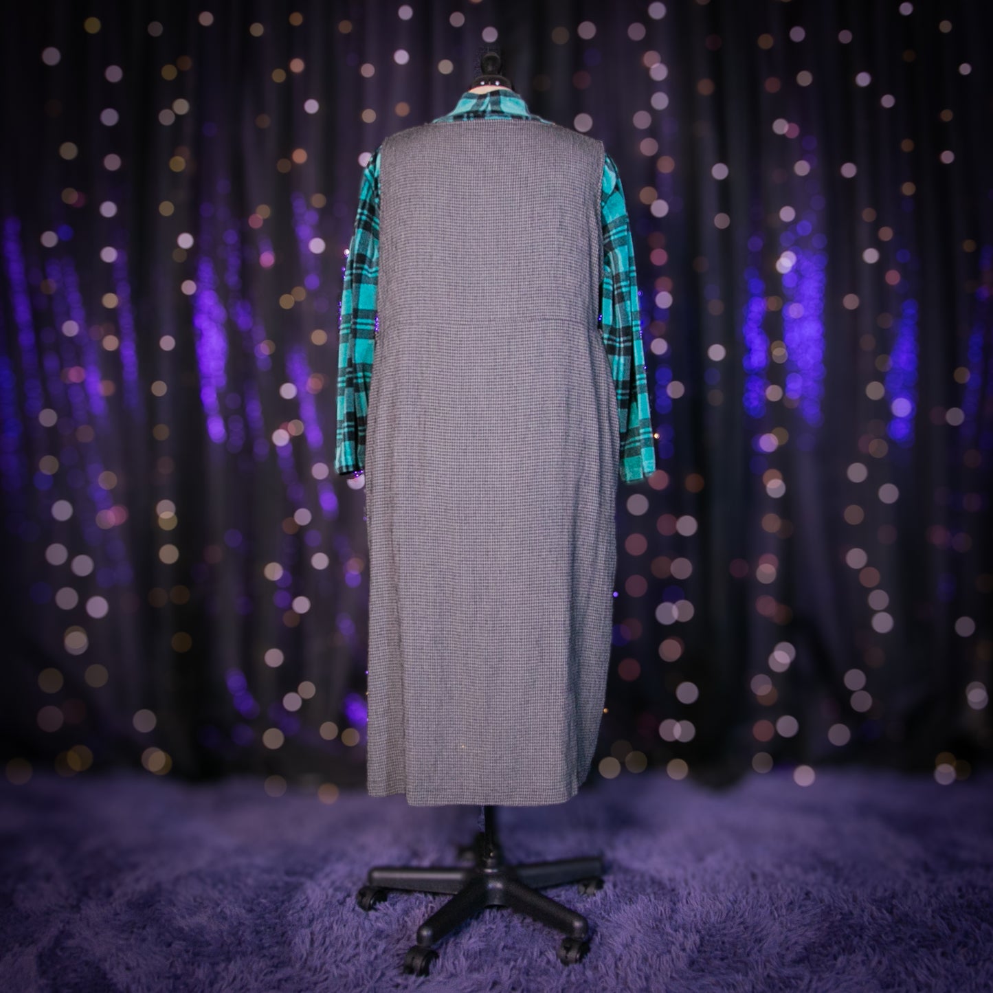 annie wilkes dress
