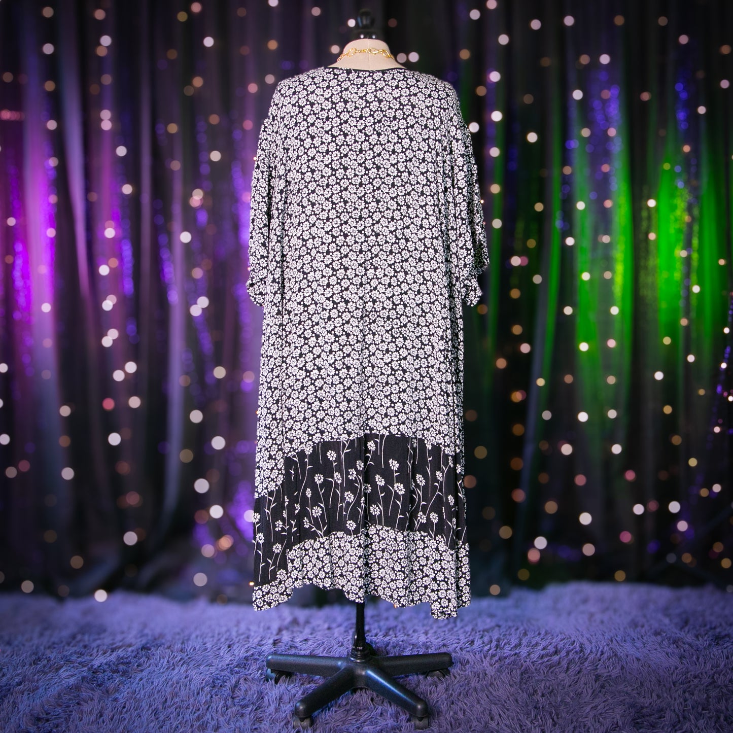 the daisy dress