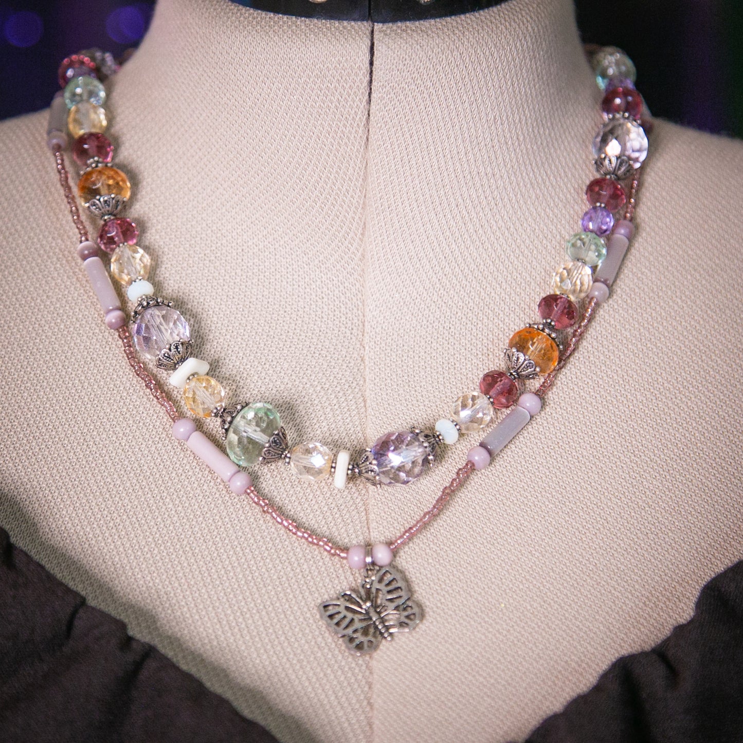 the looking glass necklace