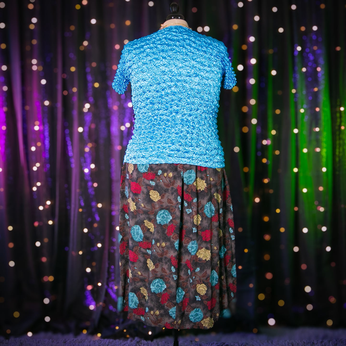 the carnation skirt