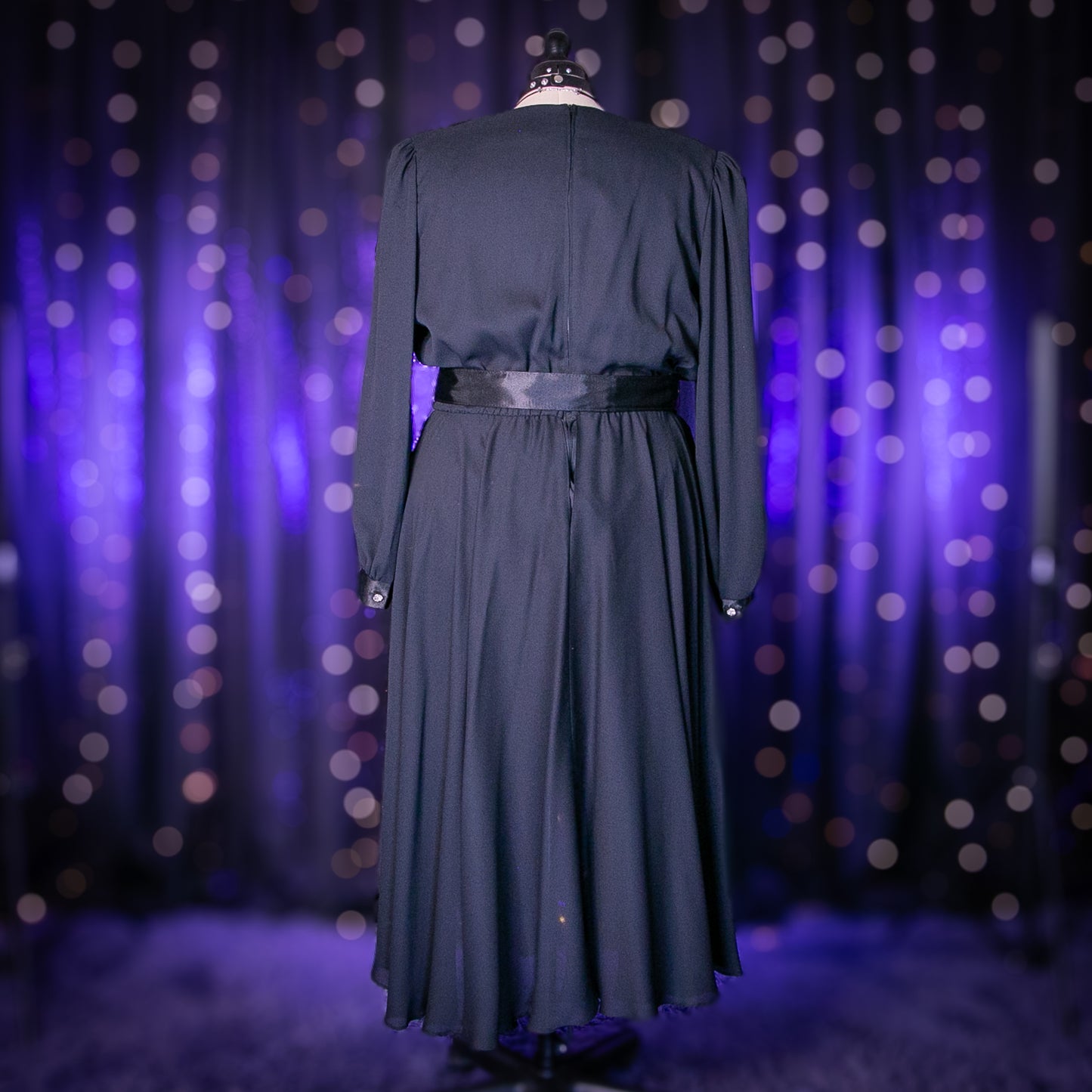 the vampira dress