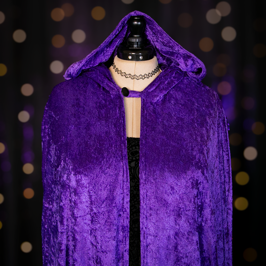 sarah sanderson cloak