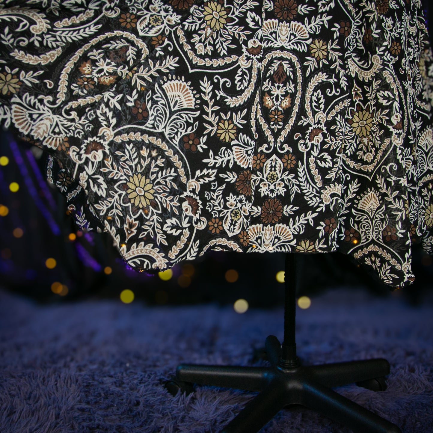 clove charm skirt
