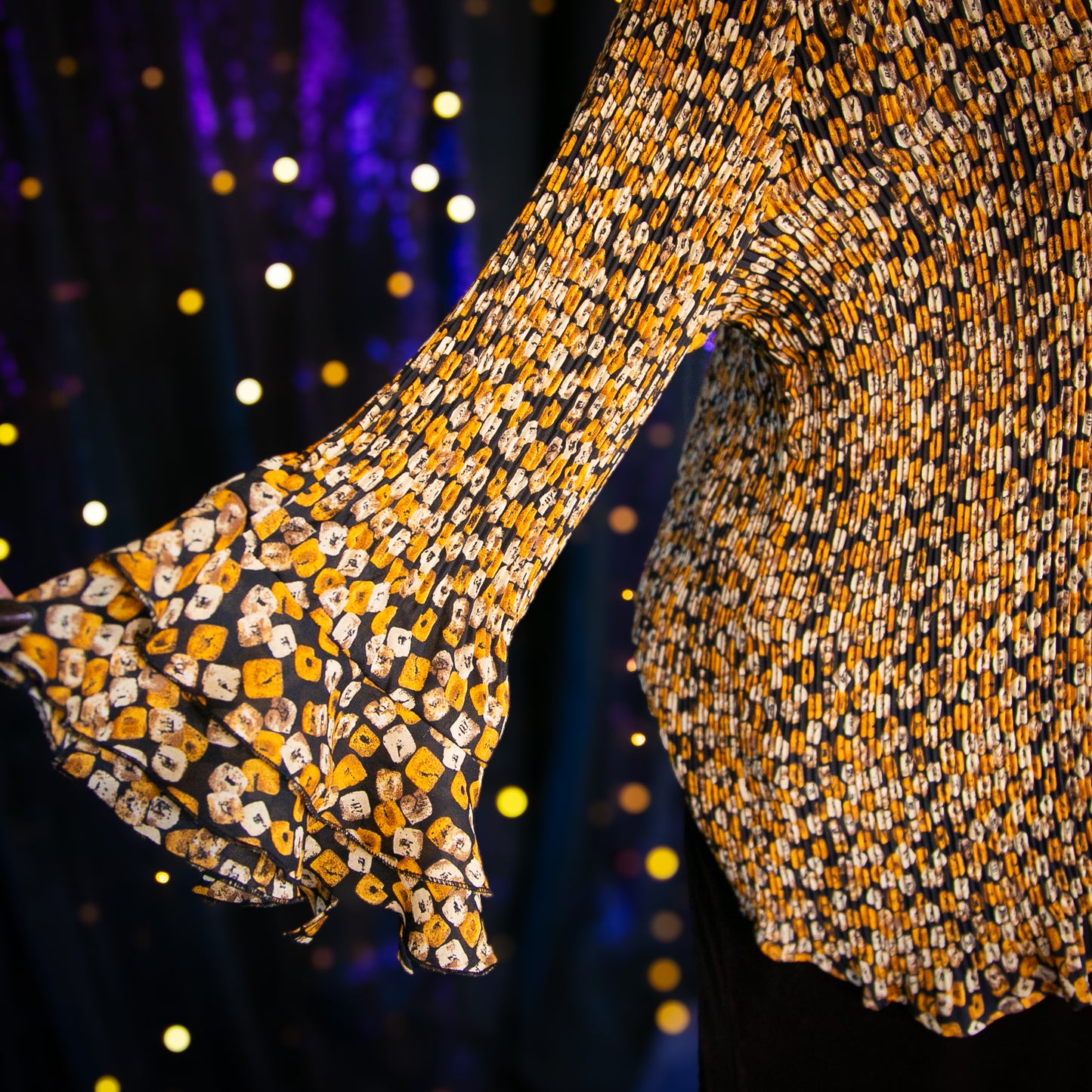 midnight marigold top