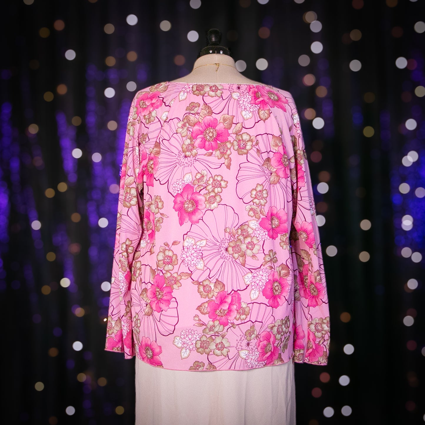 last blooms top