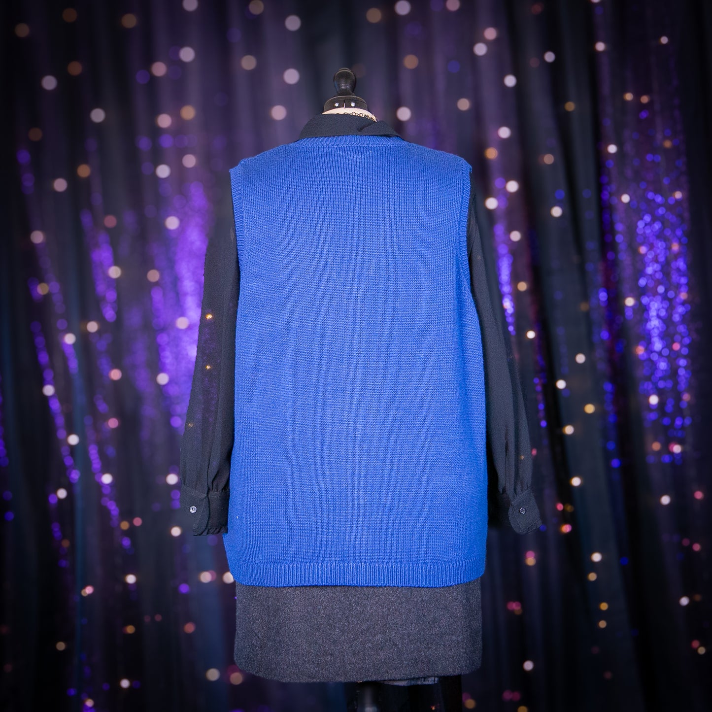 dormitory sweater vest