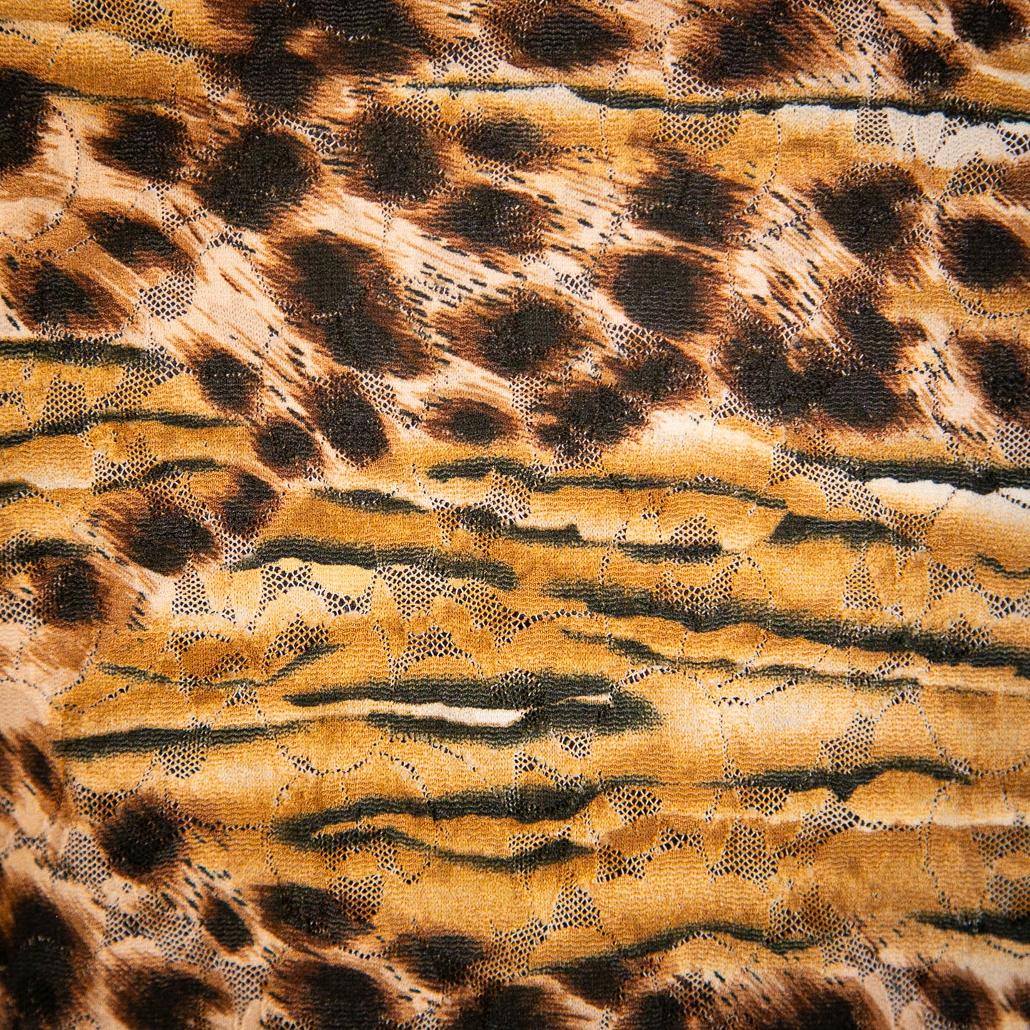 tiger's eye top