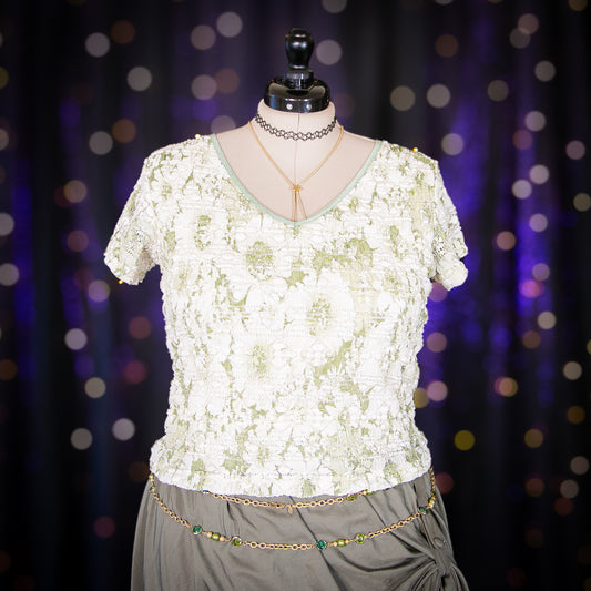 misty daisies top