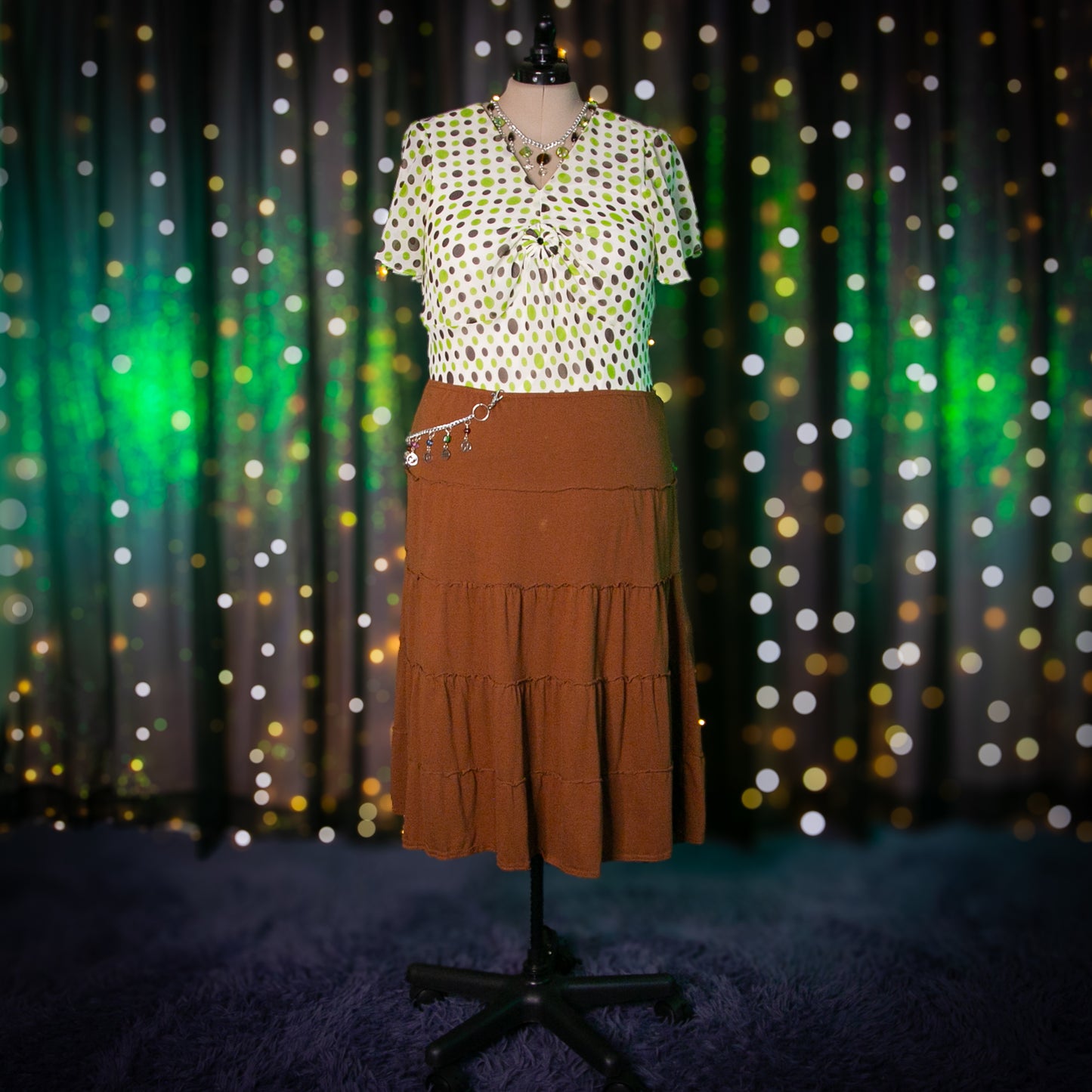 delia's dot top