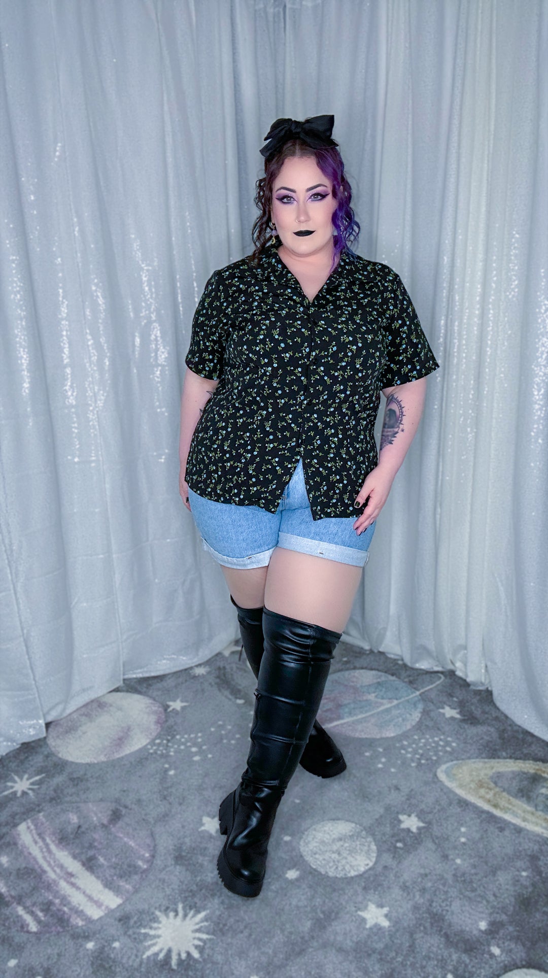 blue blooms top