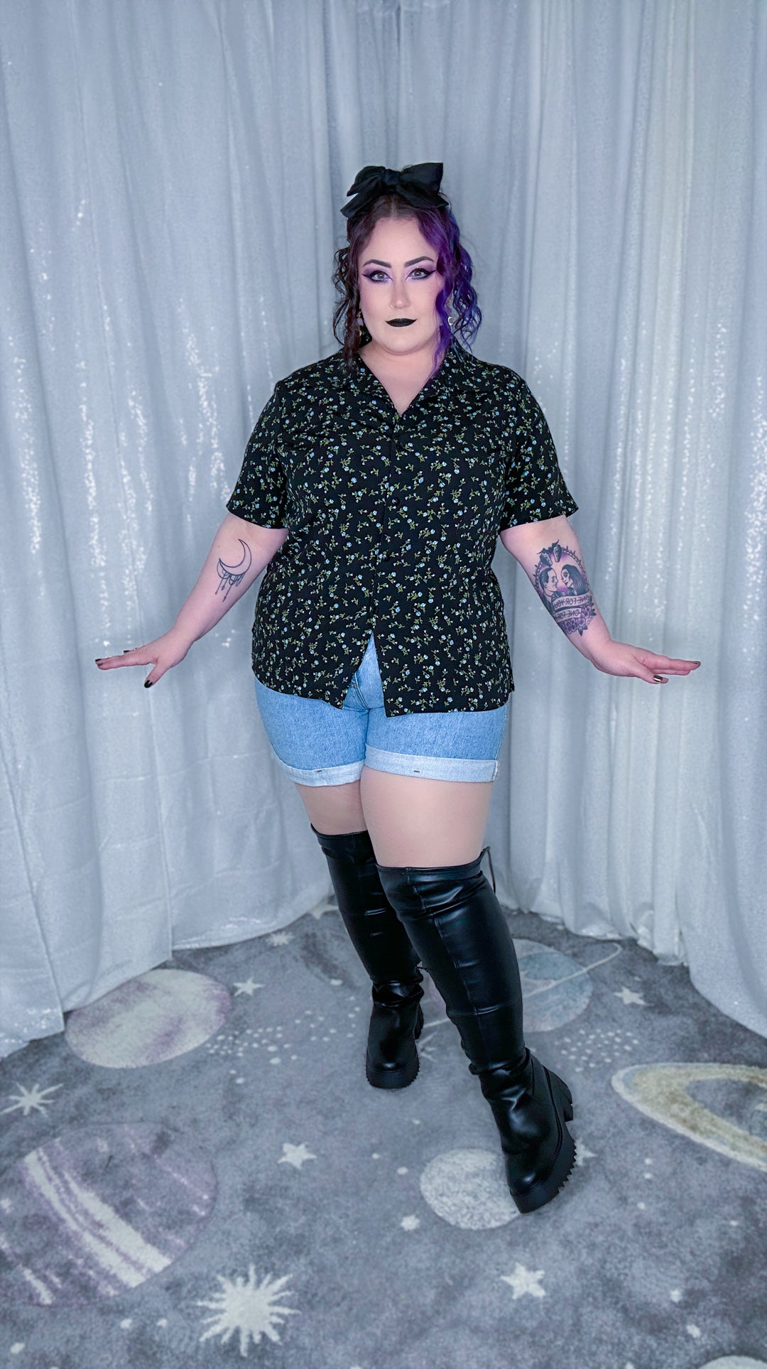 blue blooms top