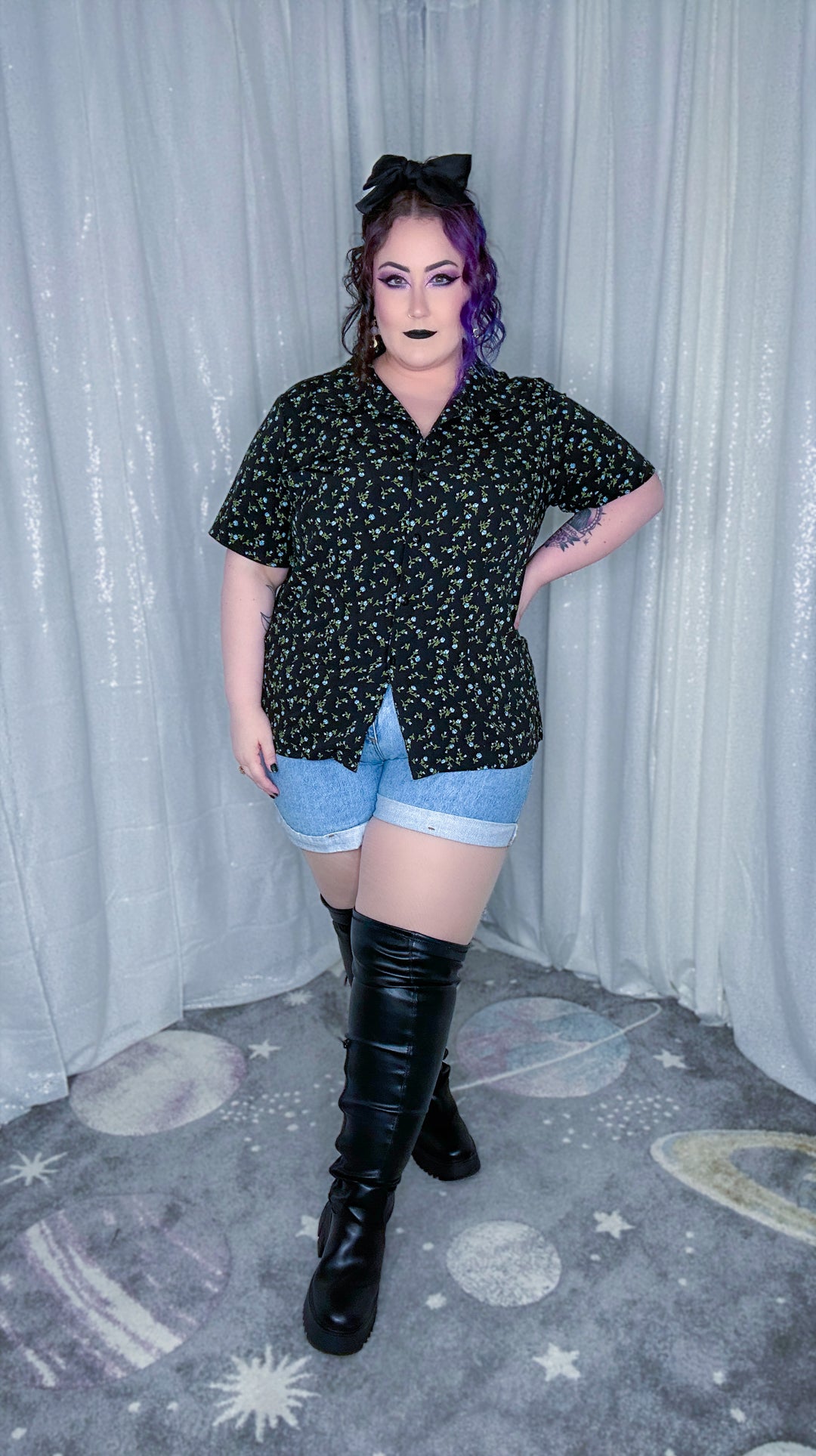 blue blooms top