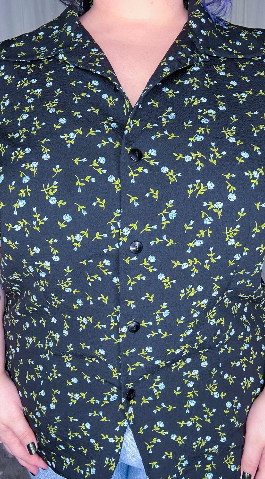 blue blooms top