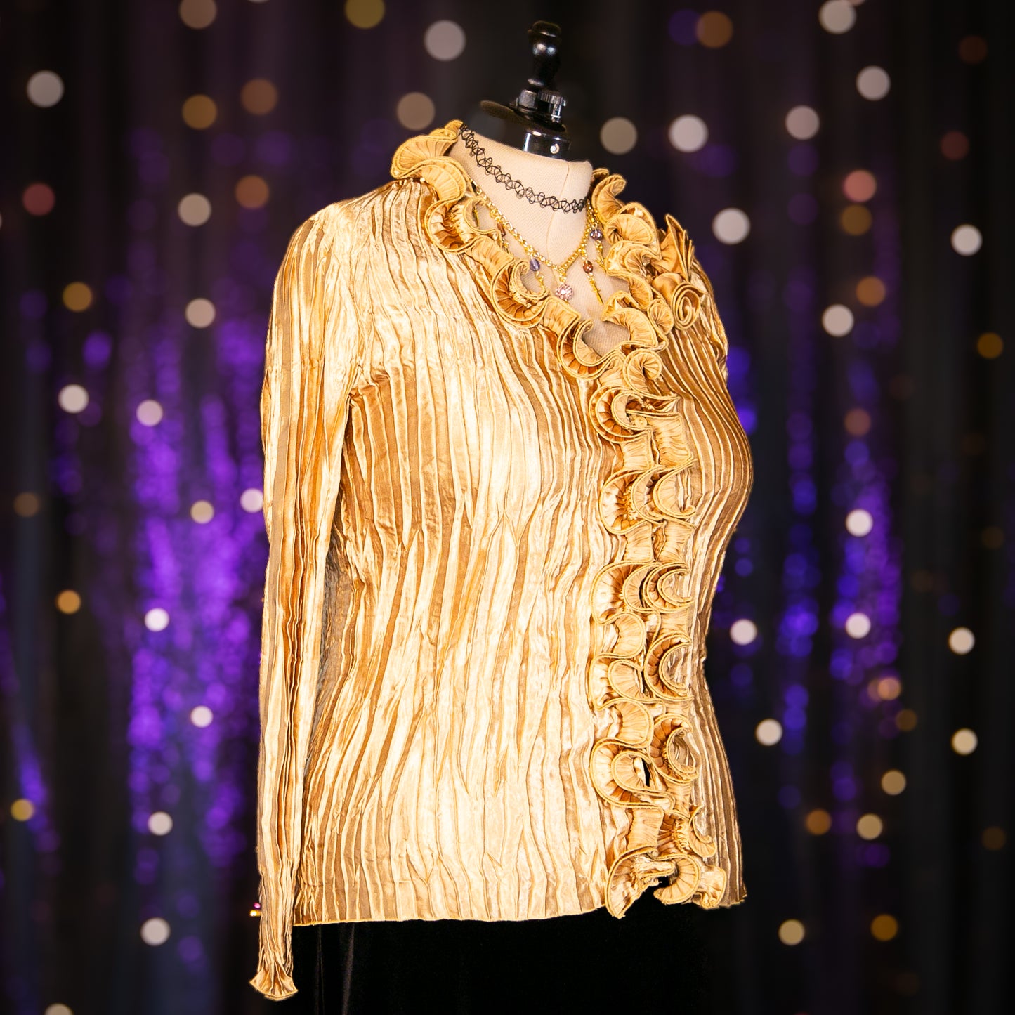 yellow gold top
