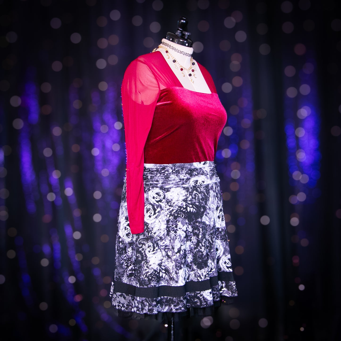 thorn of rose skirt