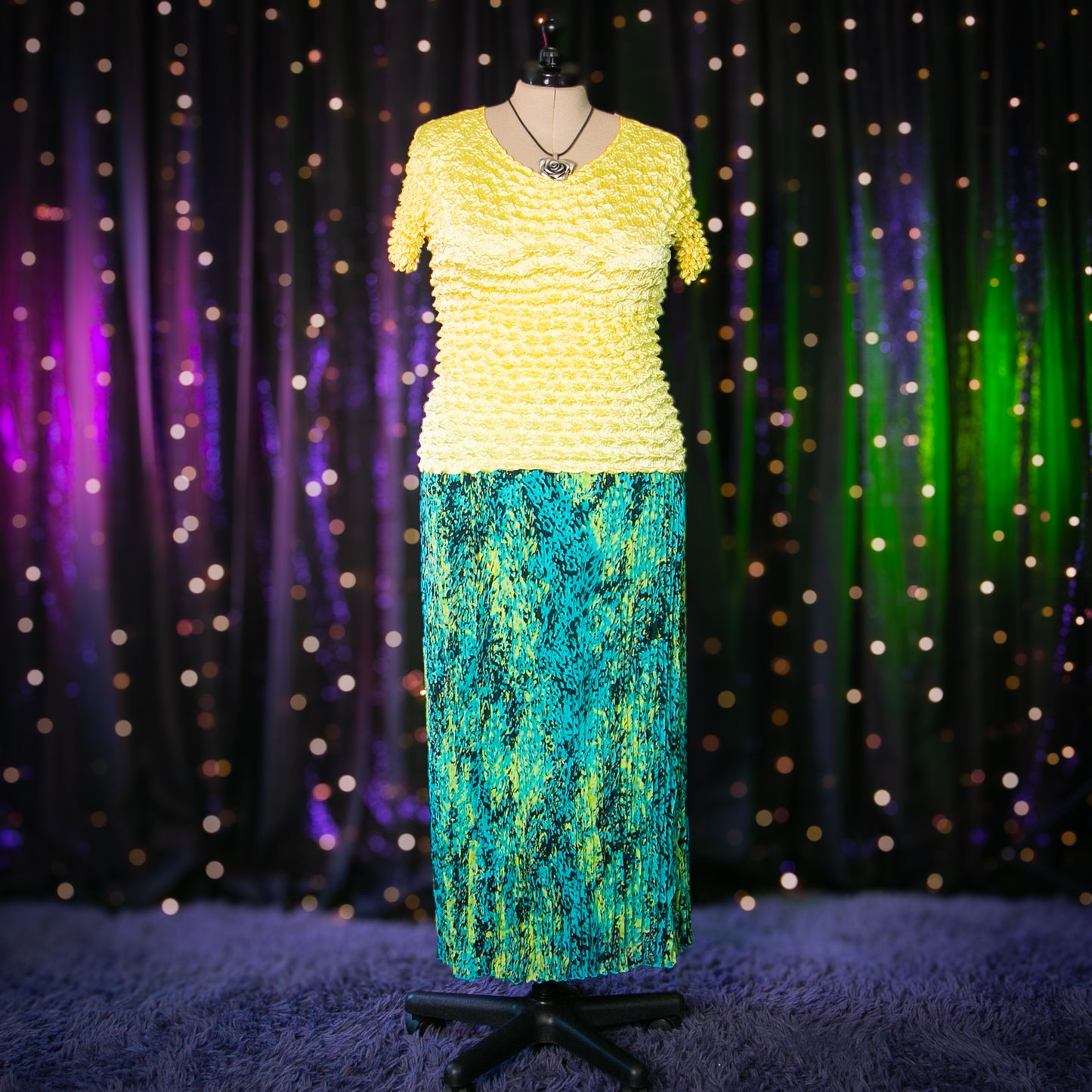 the sunflower top