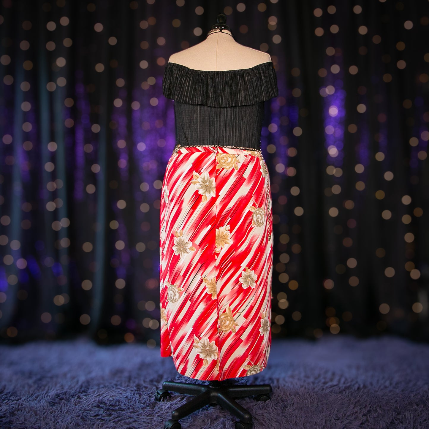 beige blooms skirt