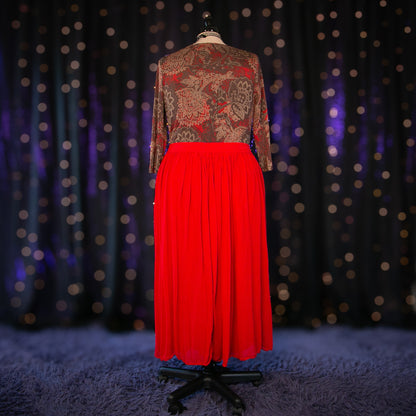 red apple skirt