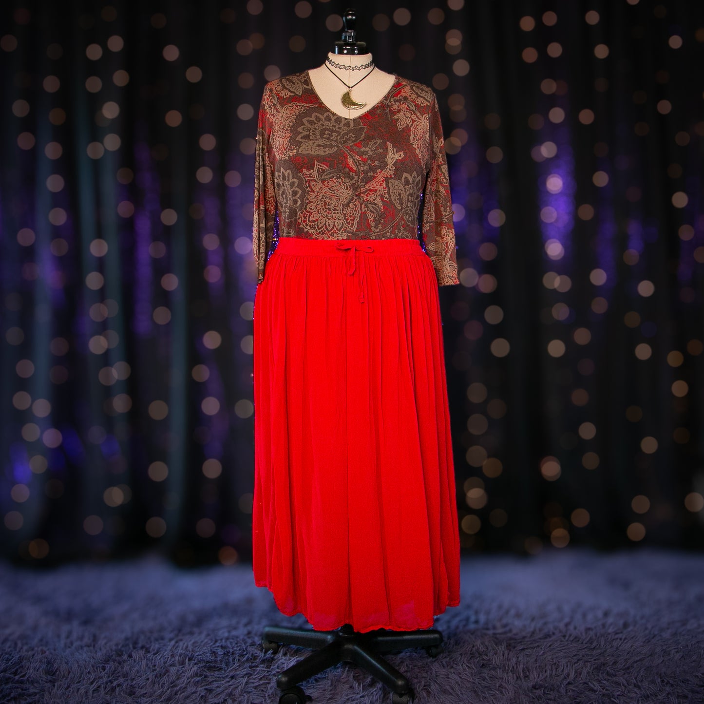 red apple skirt