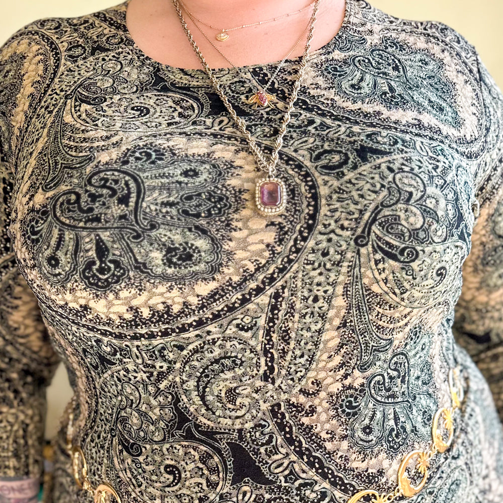 paisley day top