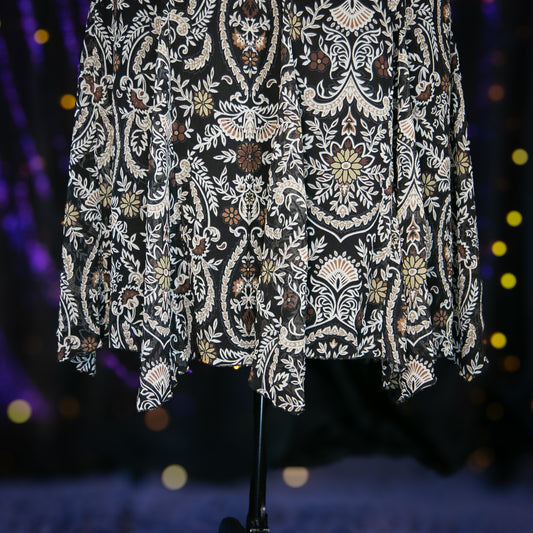 clove charm skirt