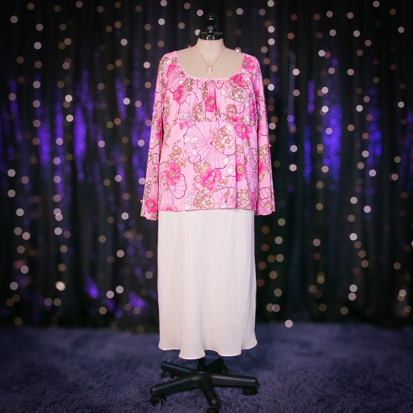 last blooms top