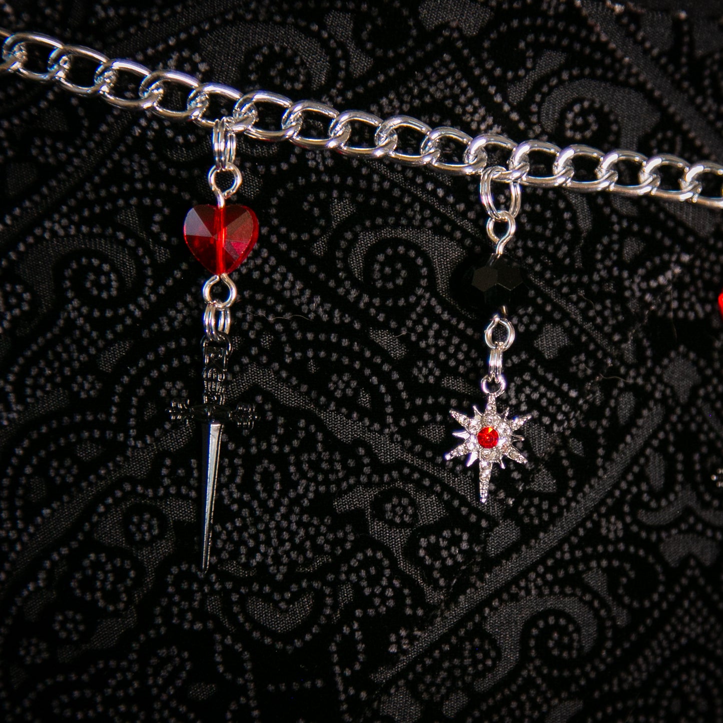 the siouxsie charmed chain