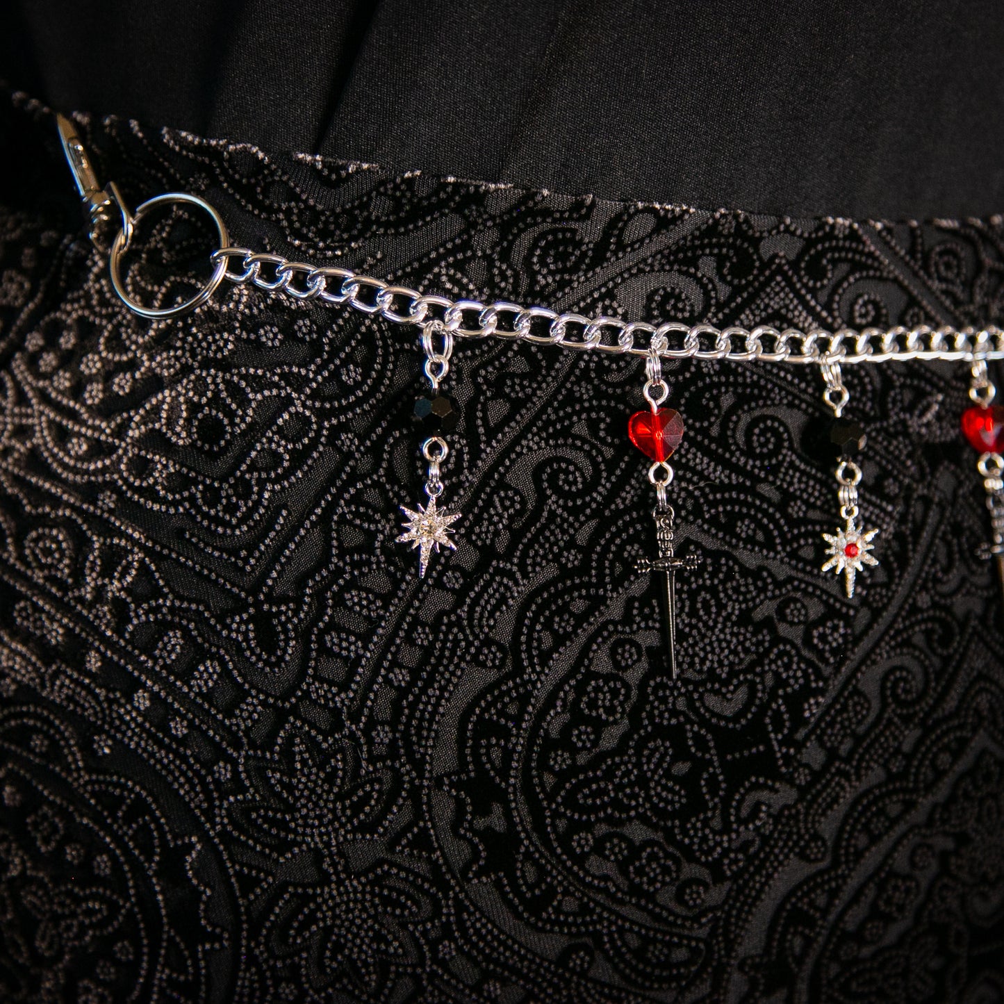 the siouxsie charmed chain