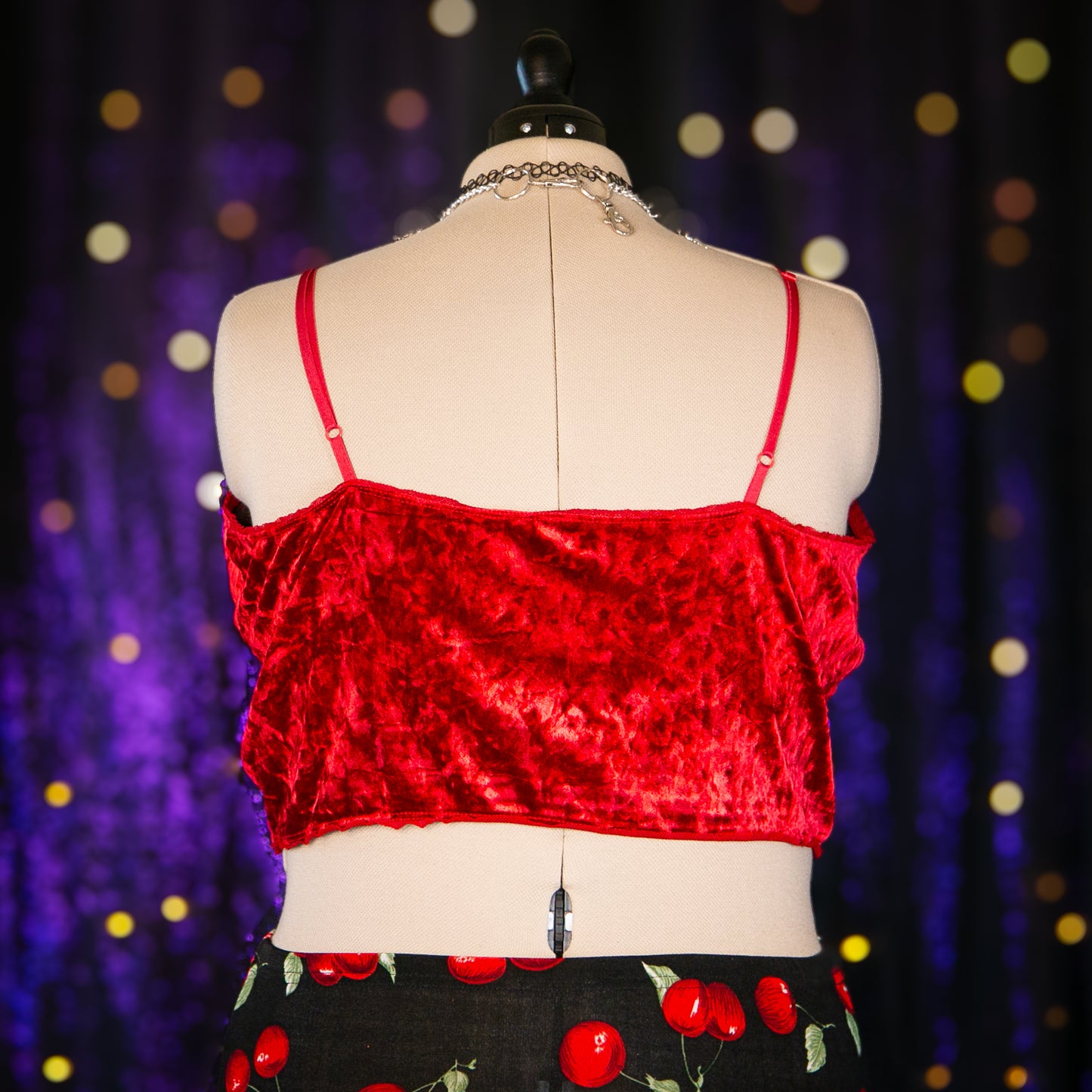 rose thorn top