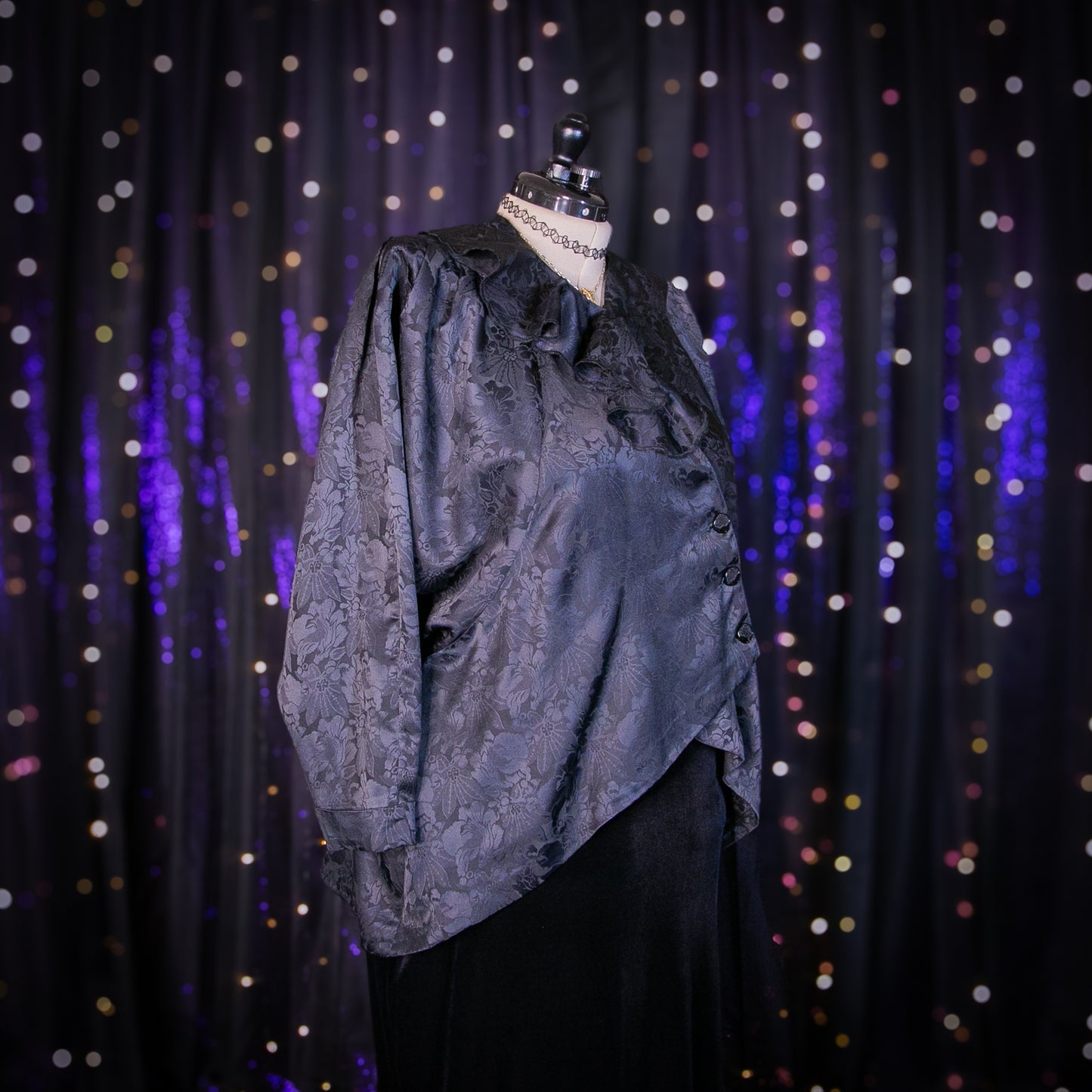 victorian séance top