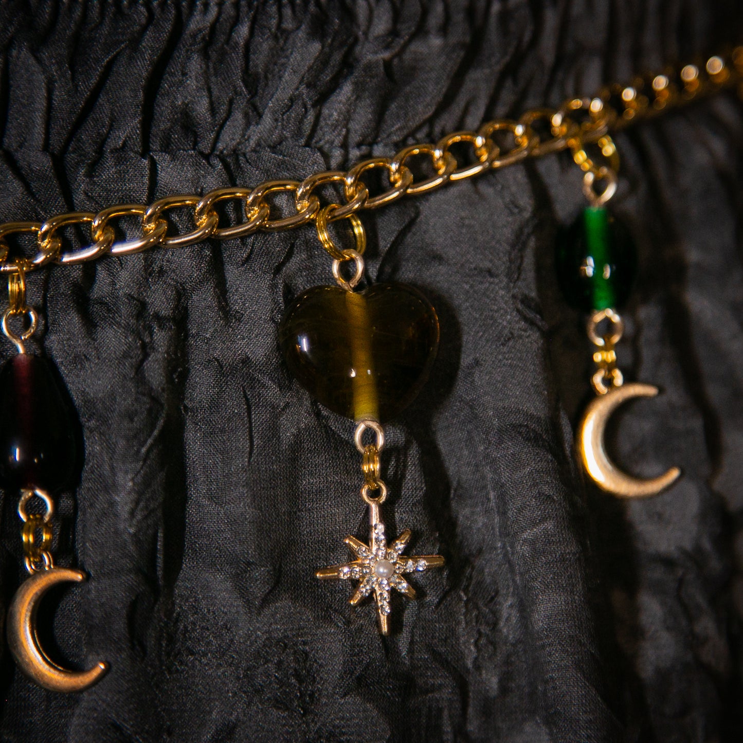 the witches of eastwick charmed chain