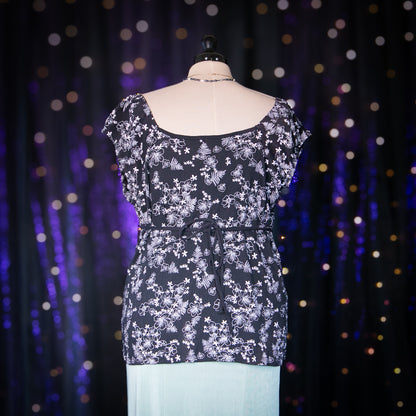 hibiscus top