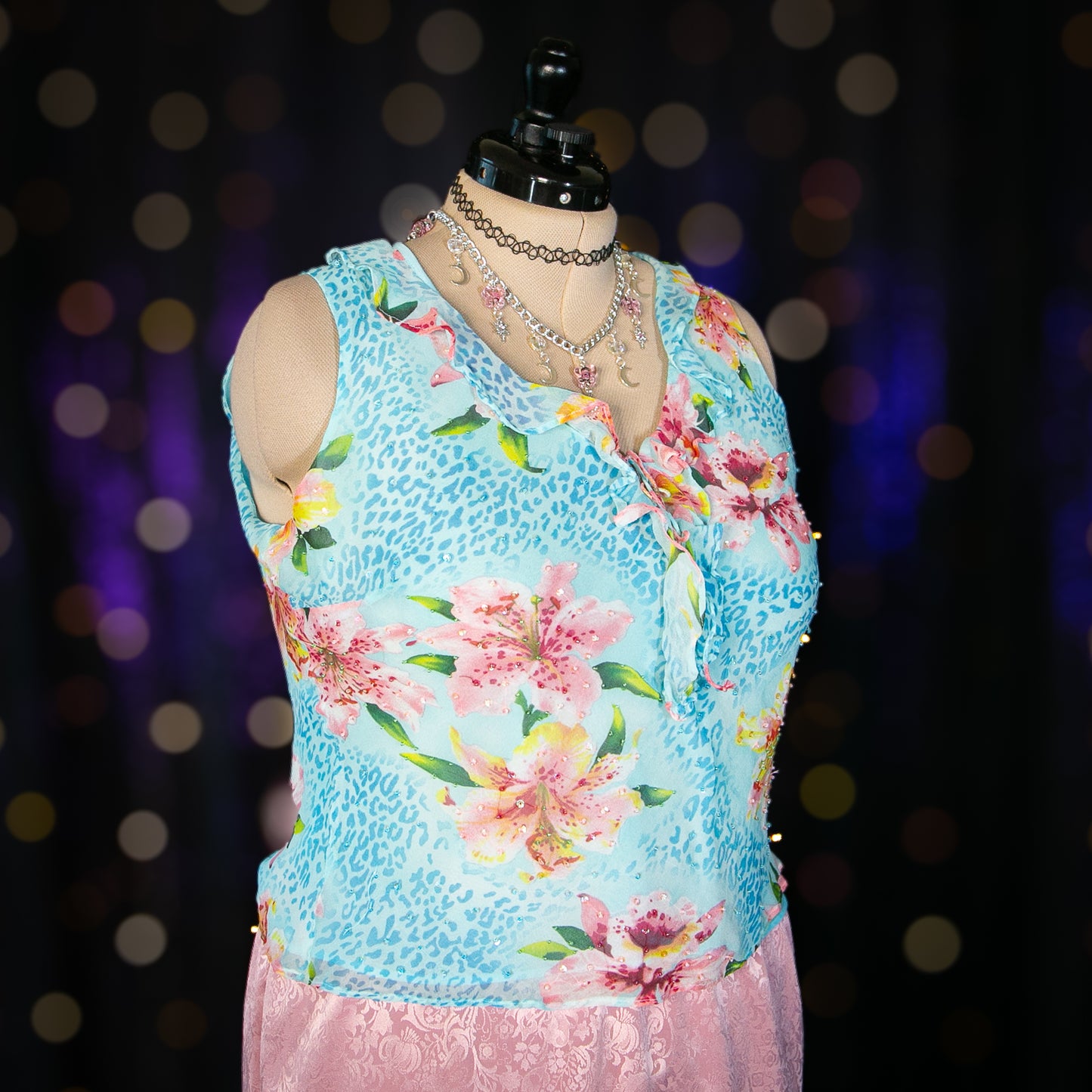 stargazer lily top