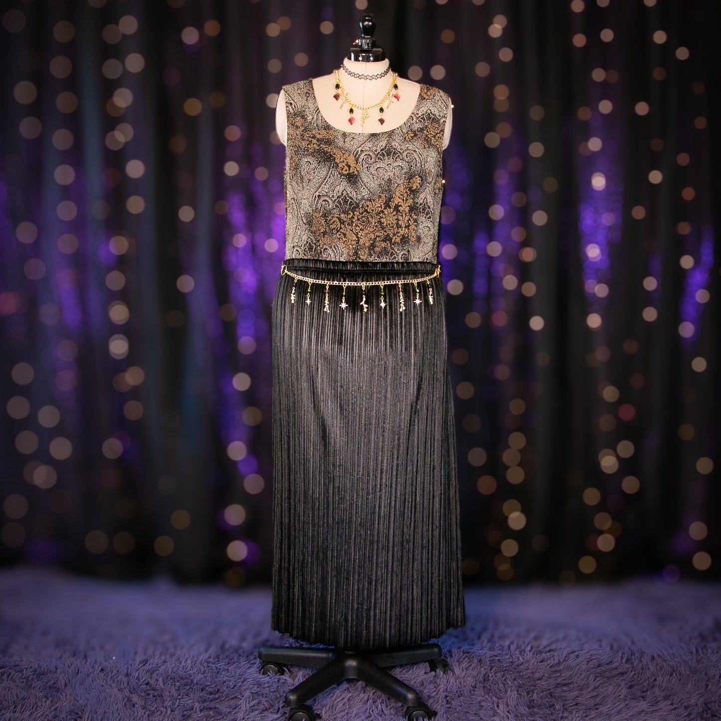 banded onyx skirt