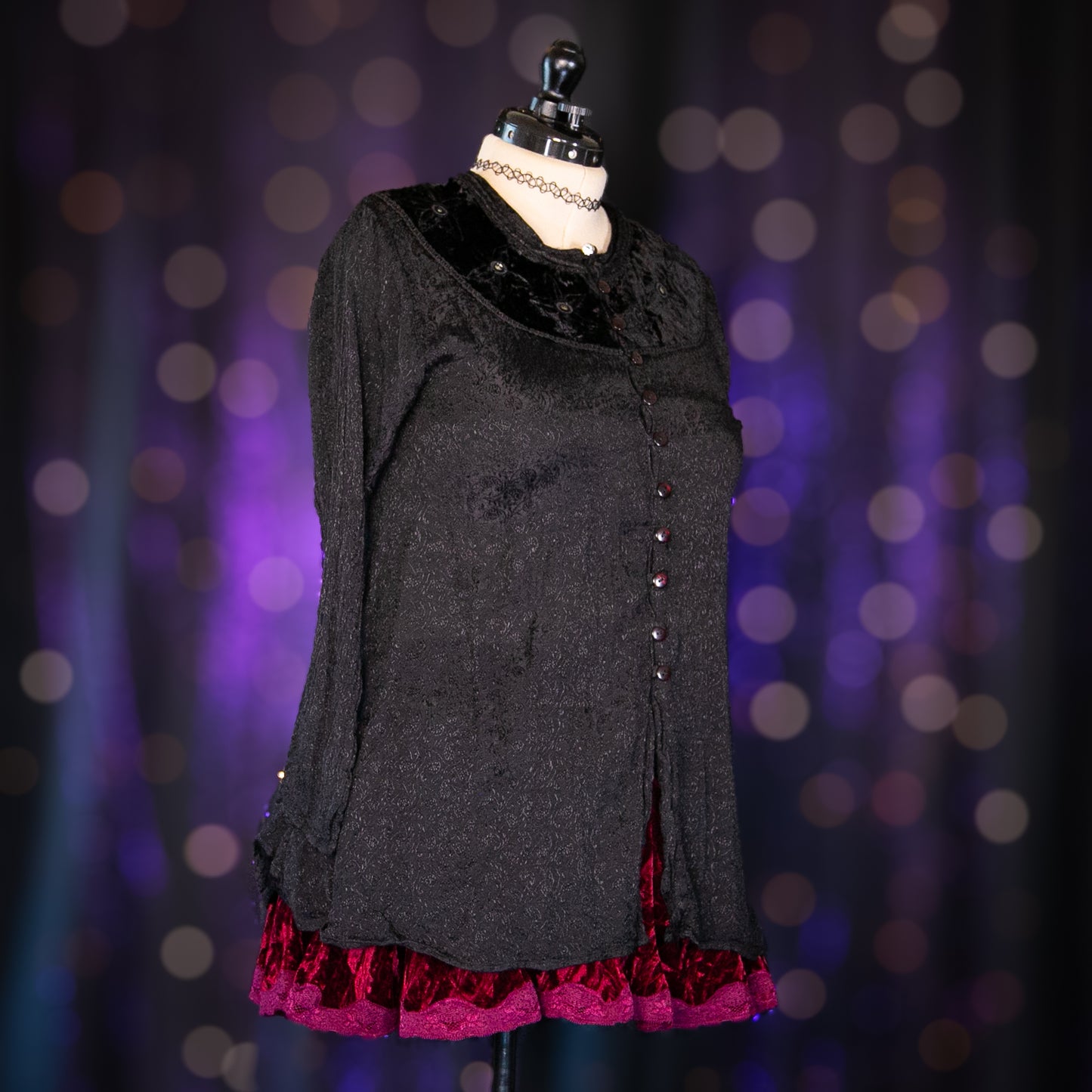 black garnet top