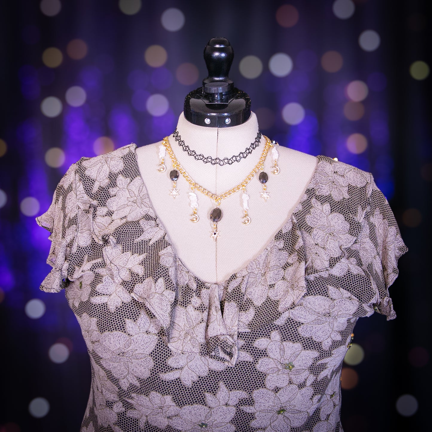 queen anne's lace top