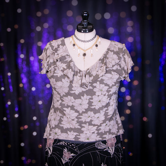 queen anne's lace top