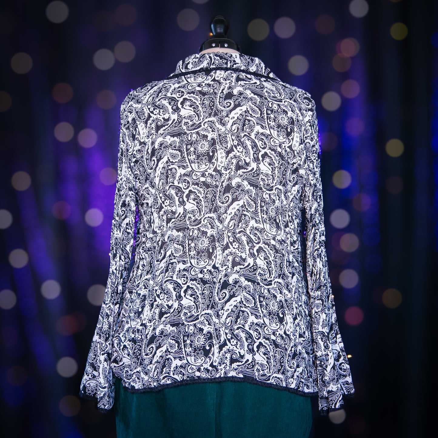 paisley professional top