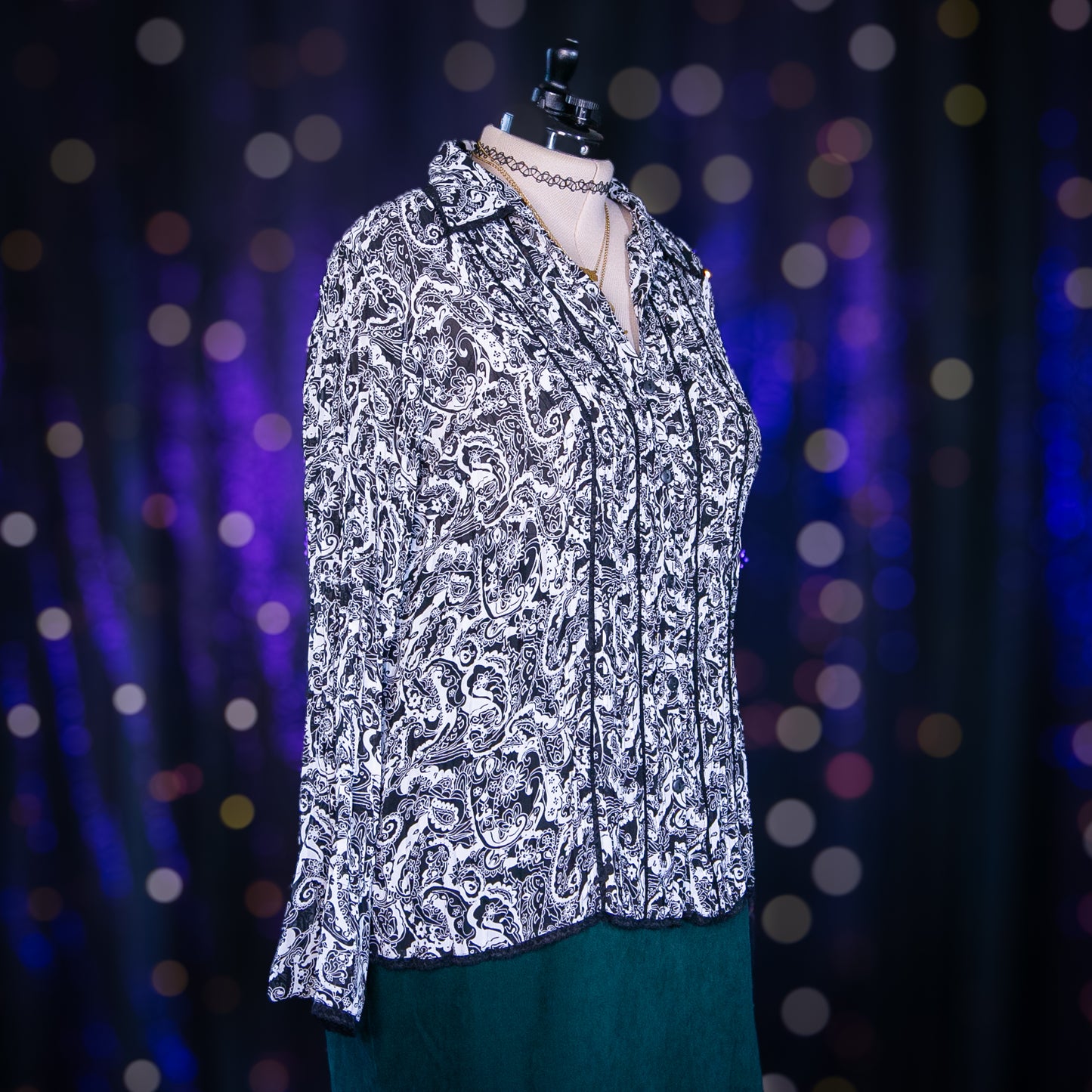 paisley professional top