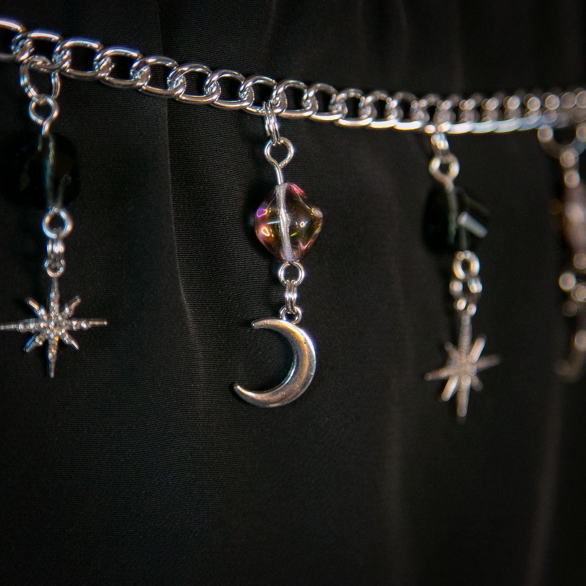 the willow charmed chain